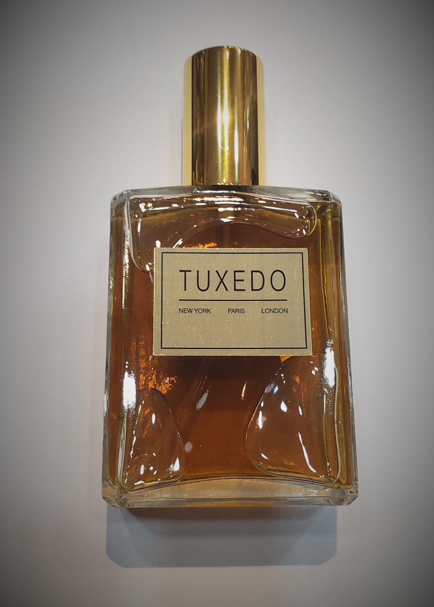 Tuxedo (Irma Shorell)